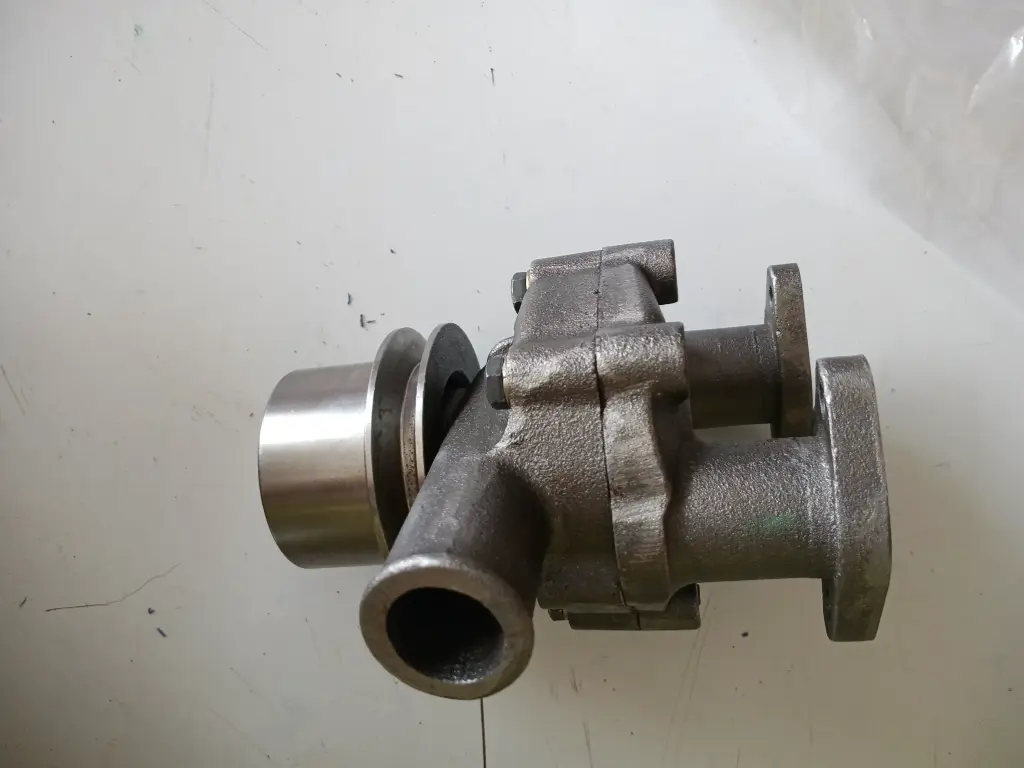 WATER PUMP ASSEMBLY