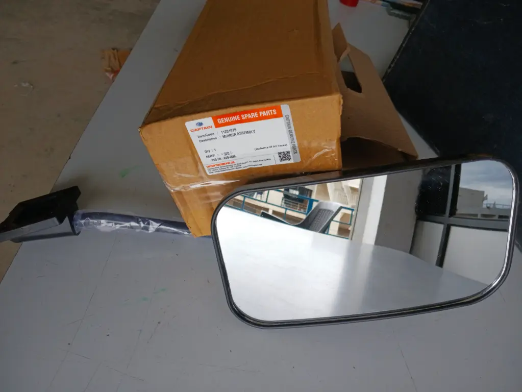 MIRROR ASSEMBLY