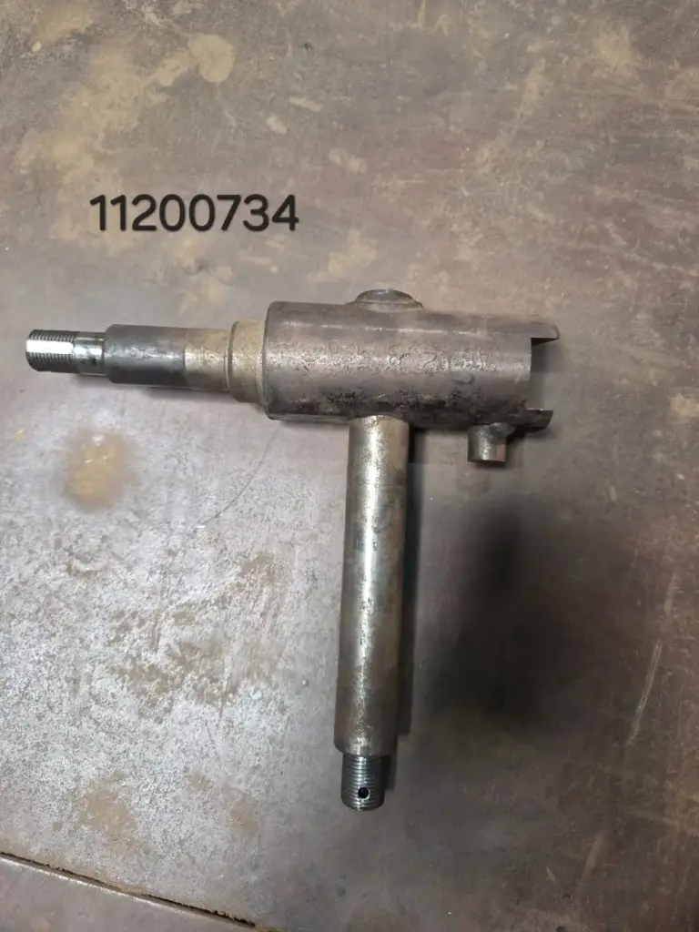STUB AXLE FOR LH SIDE