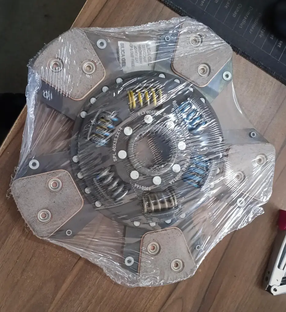 CLUTCH PLATE-073630-5F (NEW HOLLAND)