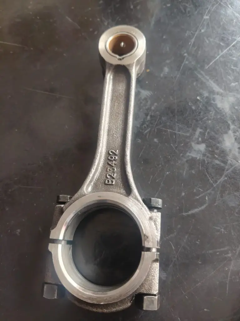 CONNECTING ROD ASSY. (Ø100,102,105)