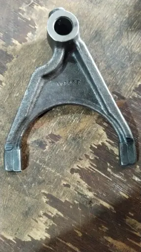 [10006086CA] GEAR SHIFTER ROD 2ND-3RD.