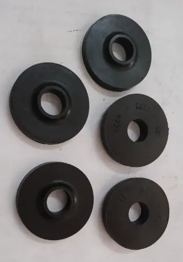 [703405224C] SEALING PAD (VALVE COVER)'