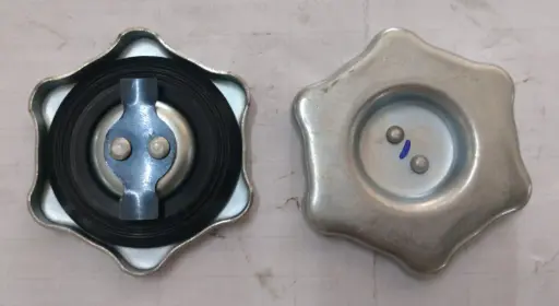 [98418980] OIL PLUG.'