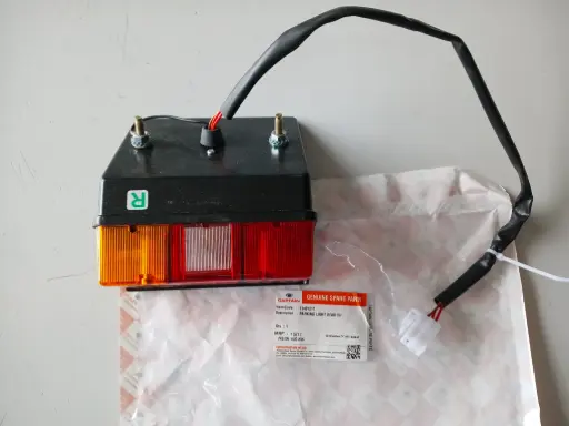 [11401211] PARKING LIGHT REAR RH