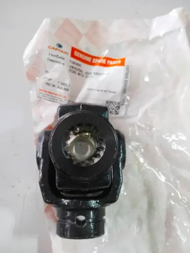 [11404893] UNIVERSAL JOINT ASSEMBLY (YOKE WITH YOKE)