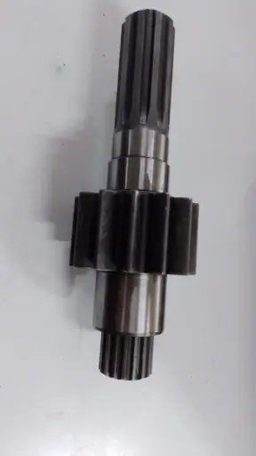 [93646762] FD PINION SHAFT Z-13 (6762)