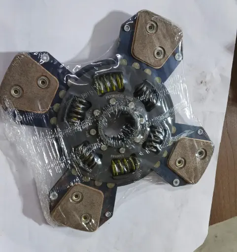 [SAR300012A] CLUTCH PLATE-073630-4F (NEW HOLLAND)