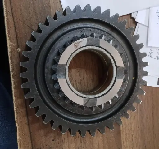 [10025840AF] DOG CLUTCH GEAR ASSY. 1ST(Z-39).